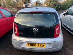 
										2017 VOLKSWAGEN UP 1.0 PETROL 5 DOOR HATCH IN SILVER full									