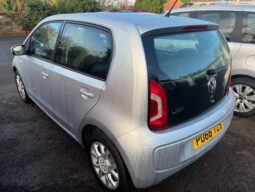 
										2017 VOLKSWAGEN UP 1.0 PETROL 5 DOOR HATCH IN SILVER full									